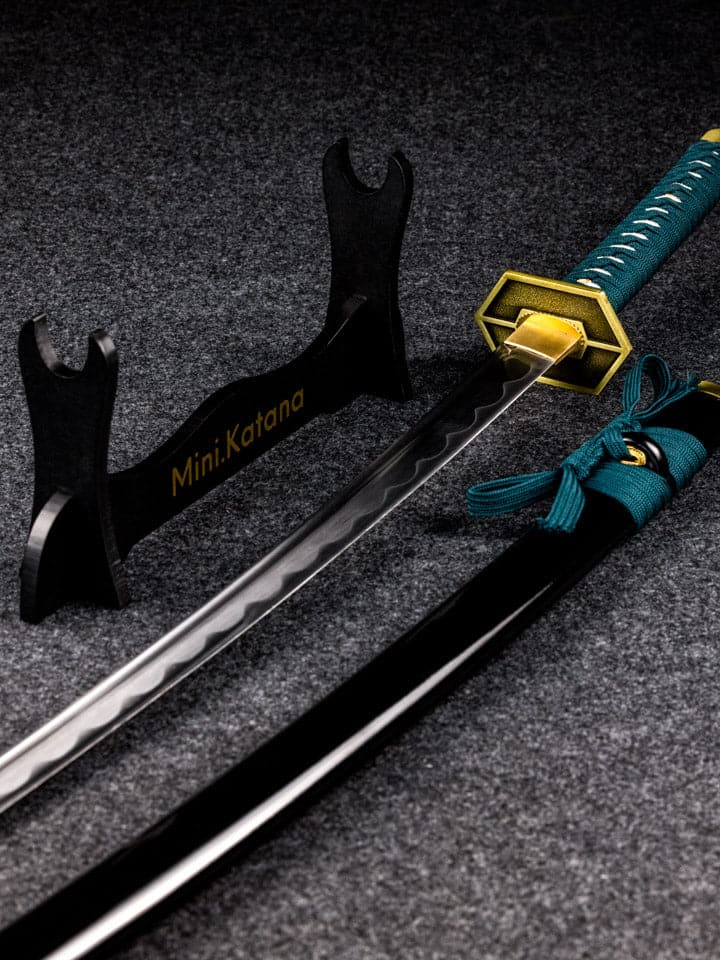 Battle-Ready Aizen Zanpakuto Katana (SHARP)